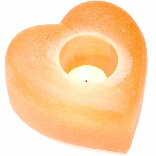 Свещник от хималайска сол във формата на сърце - 900 г.